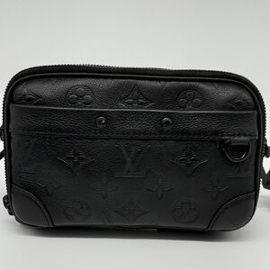 Louis Vuitton Monogram Black Leather Shadow Alpha Wearable Crossbody Bag